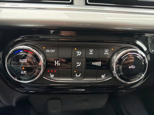 New 2026 Chevrolet Trax LT w/ Sunroof Package image 16