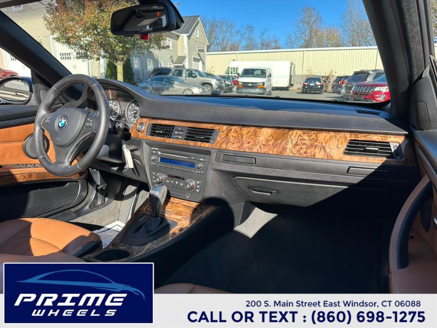 Used 2008 BMW 335i Convertible w/ Premium Pkg image 18