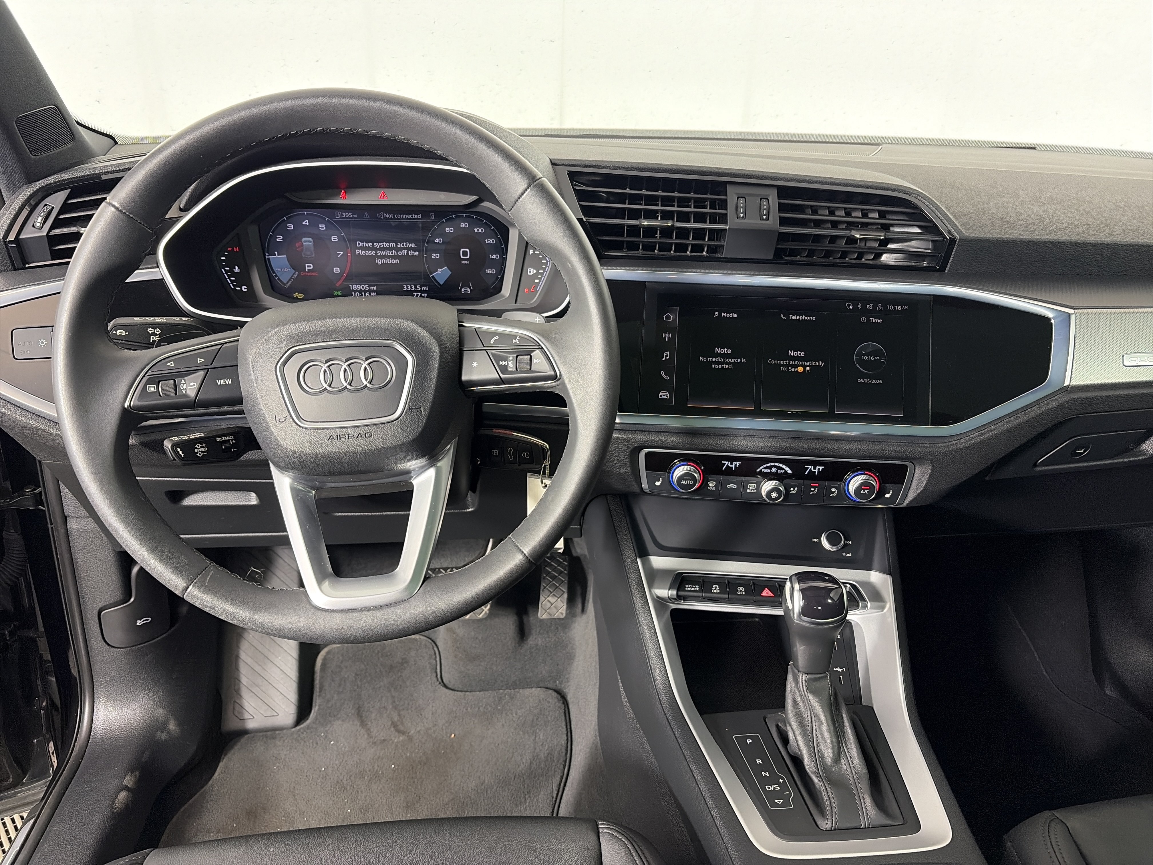 Used 2025 Audi Q3 2.0T Premium AWD/4WD image 3