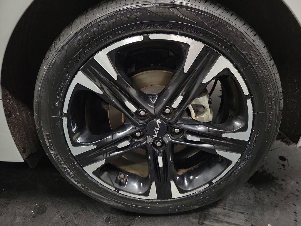 Used 2024 Kia K5 GT-Line image 10