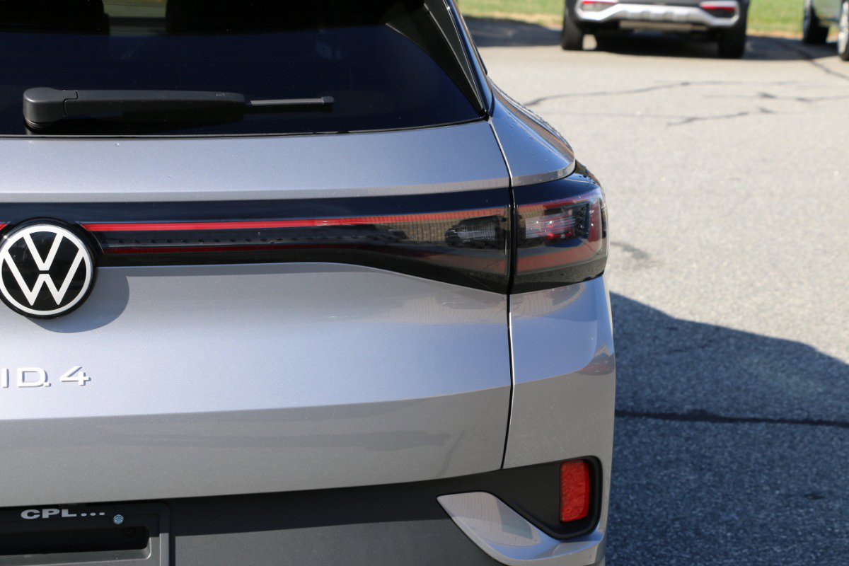 Used 2024 Volkswagen ID.4 Pro S image 7