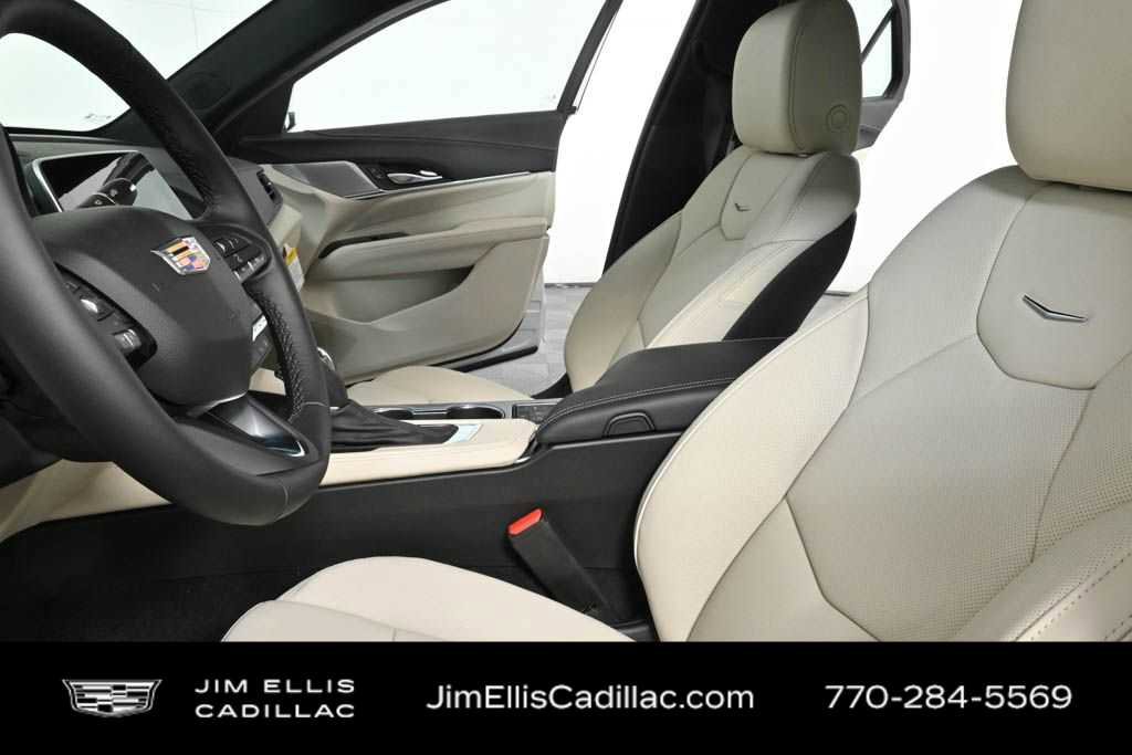 New 2025 Cadillac CT4 Premium Luxury image 8