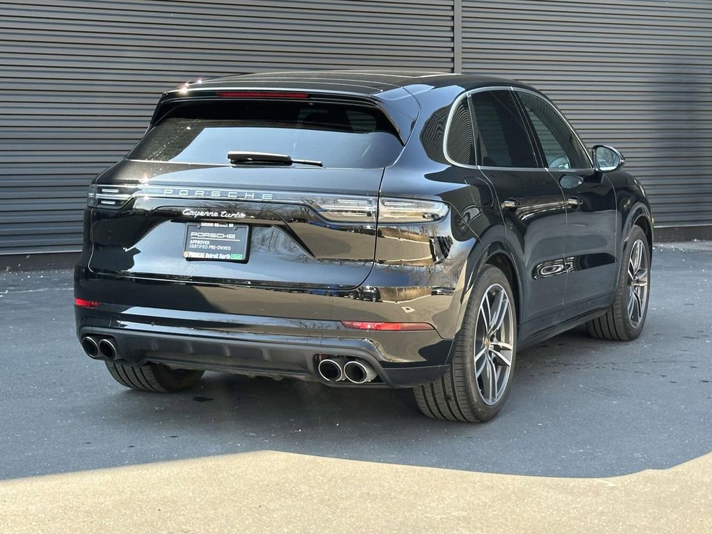 Certified 2023 Porsche Cayenne Turbo image 5