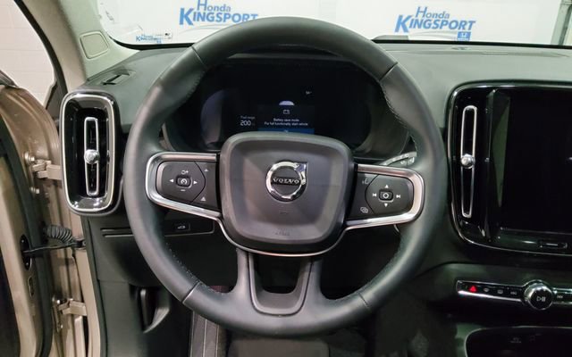 Used 2024 Volvo XC40 B5 Plus w/ Protection Package Premier AWD/4WD image 22