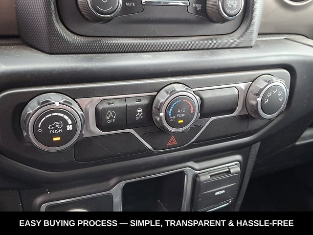 Used 2019 Jeep Wrangler Sport AWD/4WD image 18