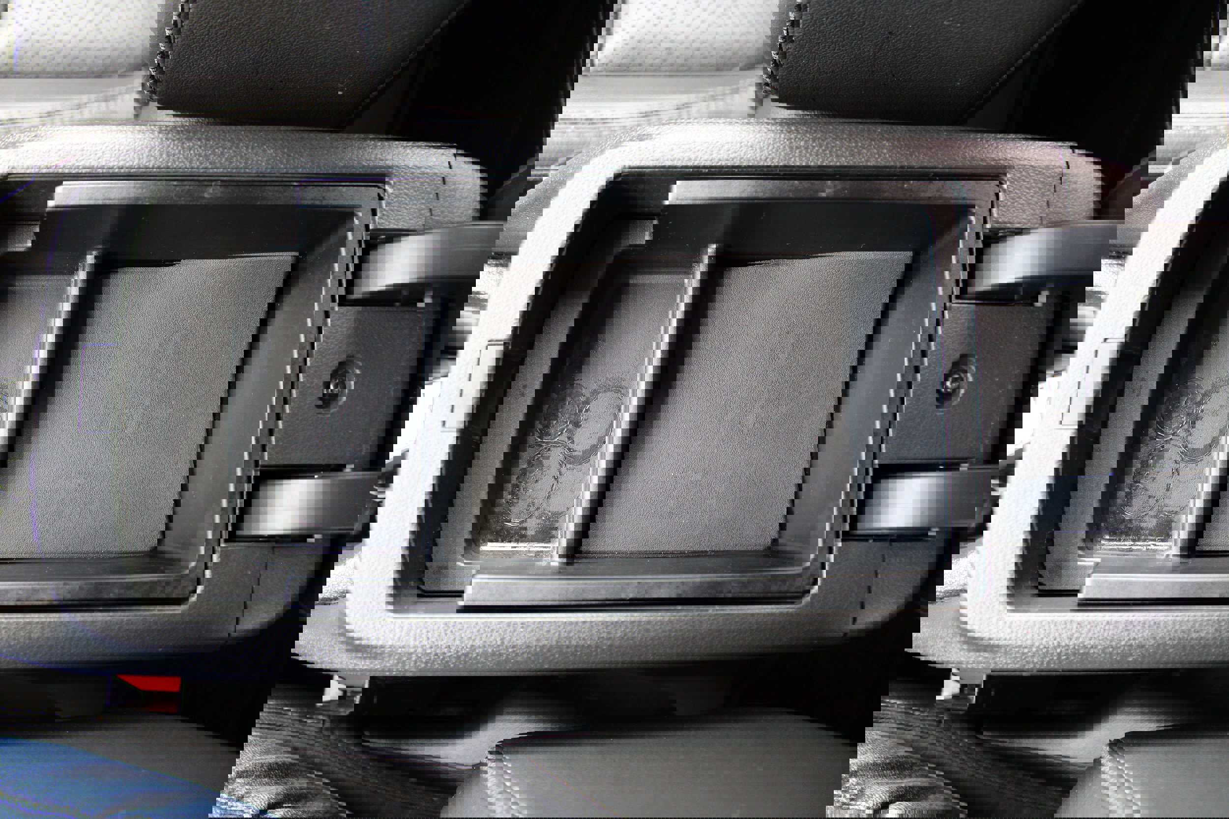 Used 2020 Buick Encore GX Essence w/ Experience Buick Package image 25