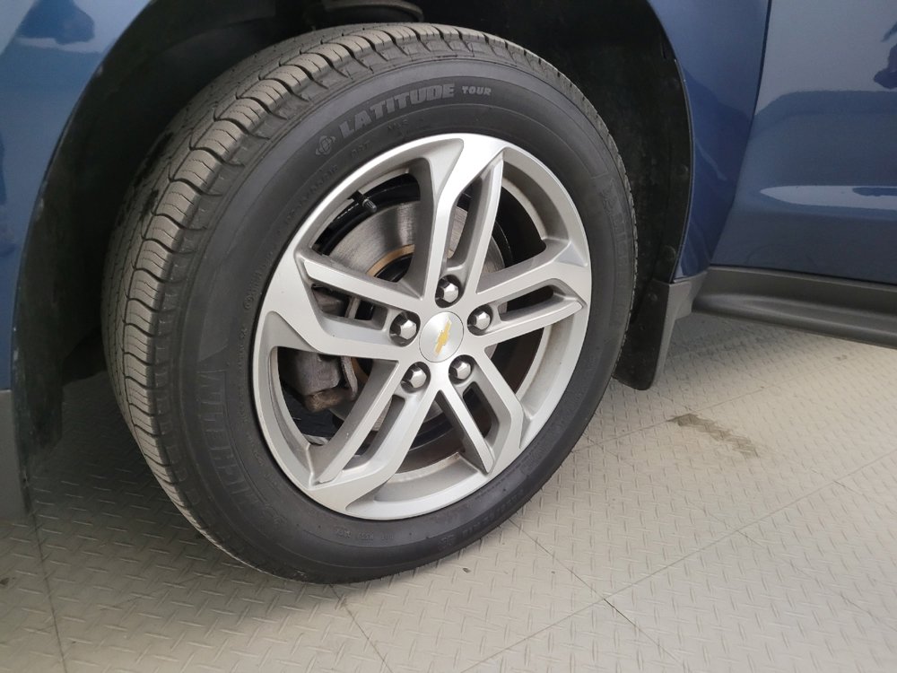 Used 2016 Chevrolet Equinox LTZ w/ Enhanced Convenience Package AWD/4WD image 31