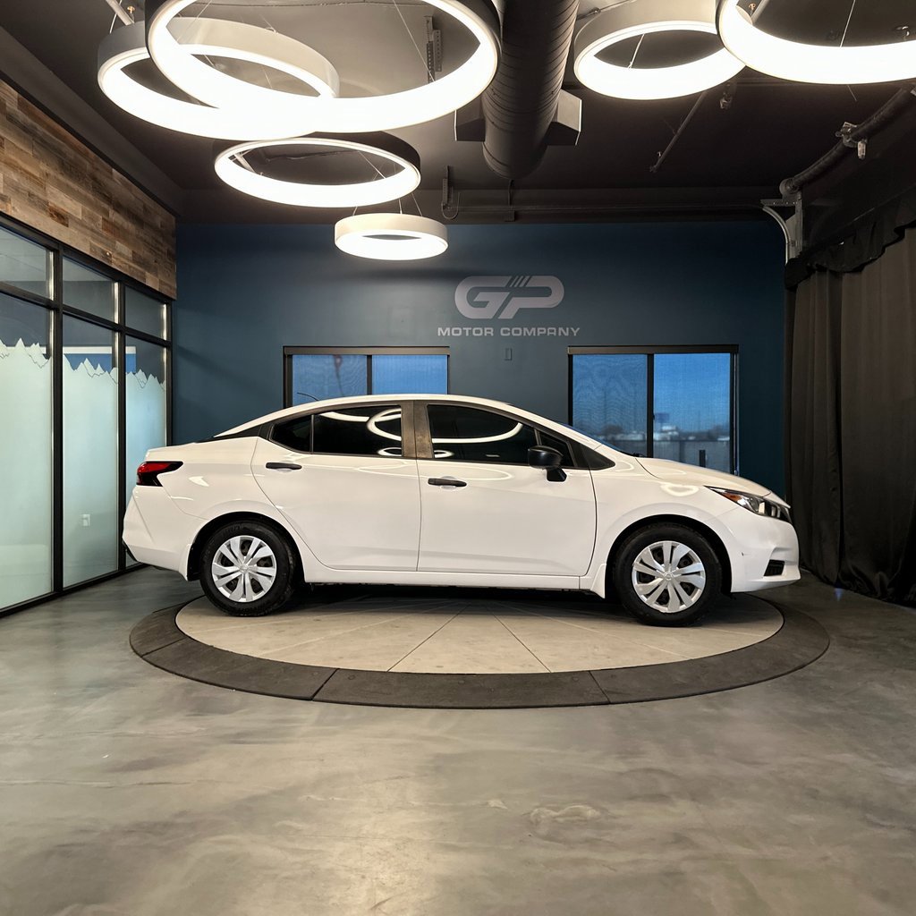 Used 2021 Nissan Versa S image 2