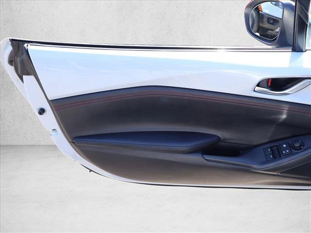 Used 2016 MAZDA MX-5 Miata Grand Touring RWD image 9