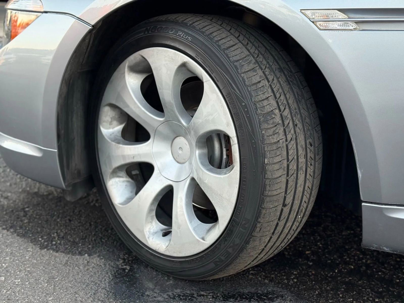 Used 2006 BMW 650i Convertible image 21