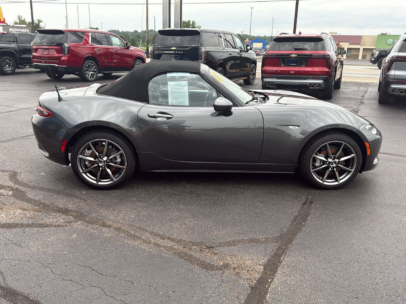 Used 2023 MAZDA MX-5 Miata Grand Touring RWD image 6
