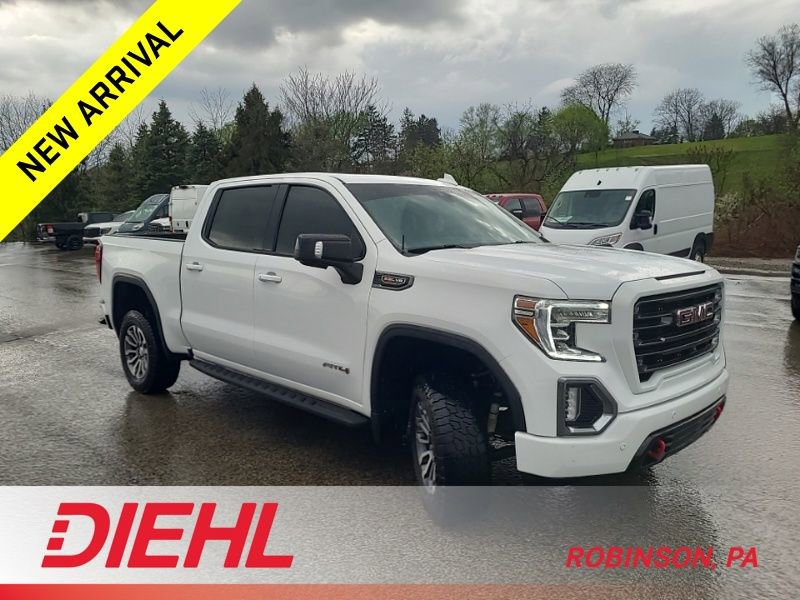 Used 2021 GMC Sierra 1500 AT4 w/ AT4 Premium Package AWD/4WD image 3