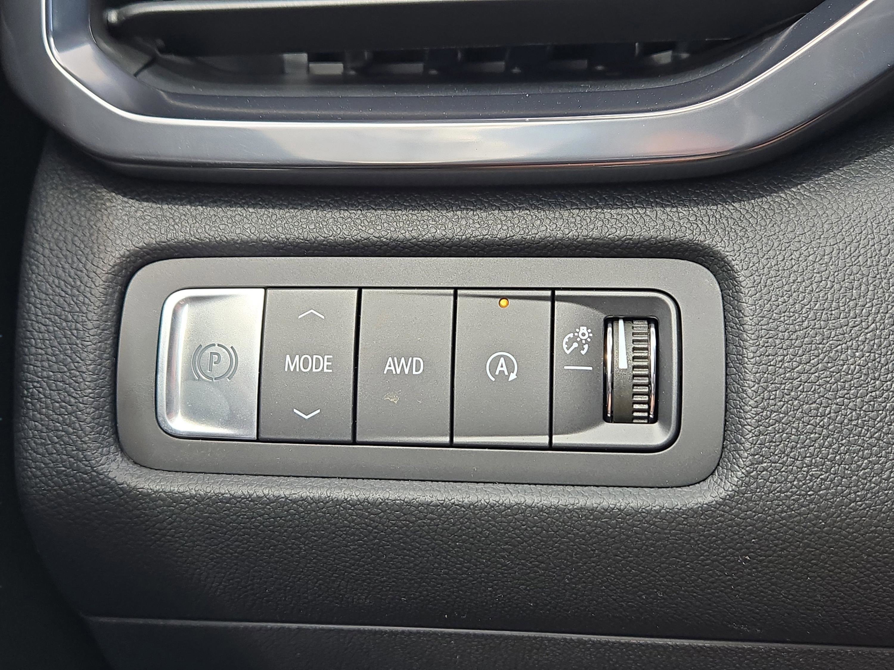 New 2026 GMC Acadia AT4 w/ LPO, Floor Liner Package AWD/4WD image 23