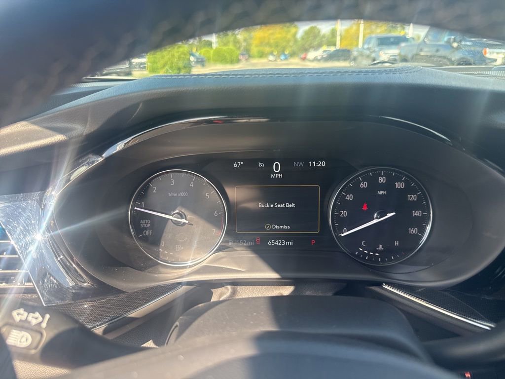 Used 2023 Buick Envision Essence image 31