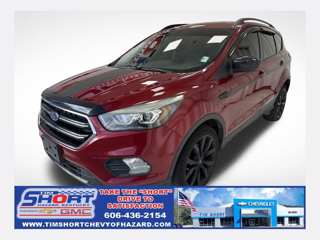 Used 2018 Ford Escape SE w/ SE Sport Appearance Package