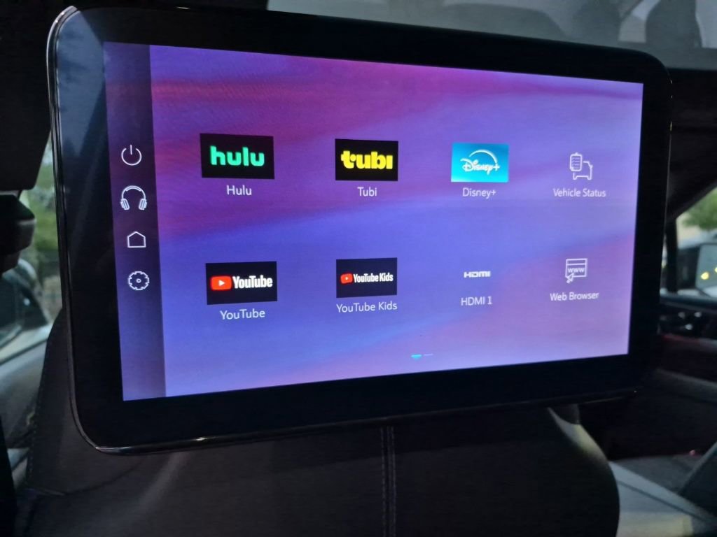 Used 2025 Cadillac Escalade IQ Sport 1 w/ Smart Trailering package image 24