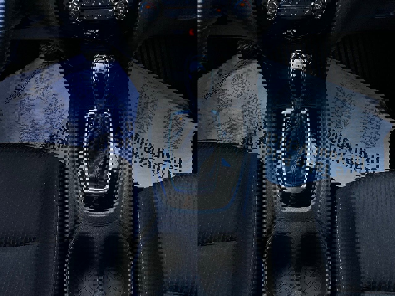 Used 2018 Nissan Rogue SV image 15