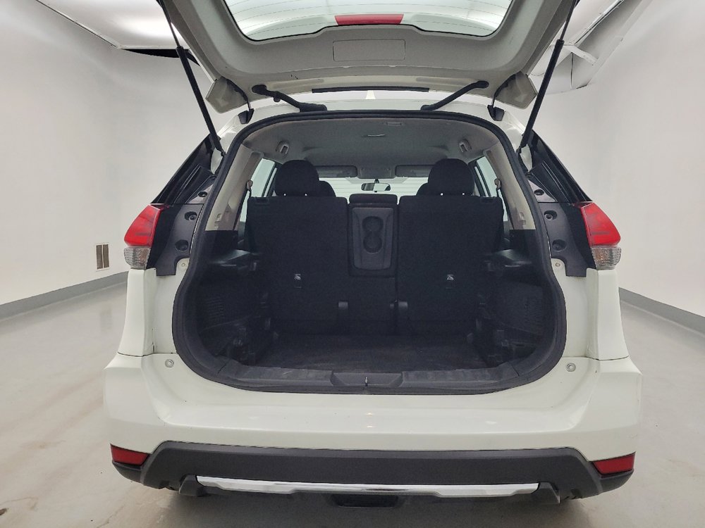 Used 2017 Nissan Rogue S AWD/4WD image 29