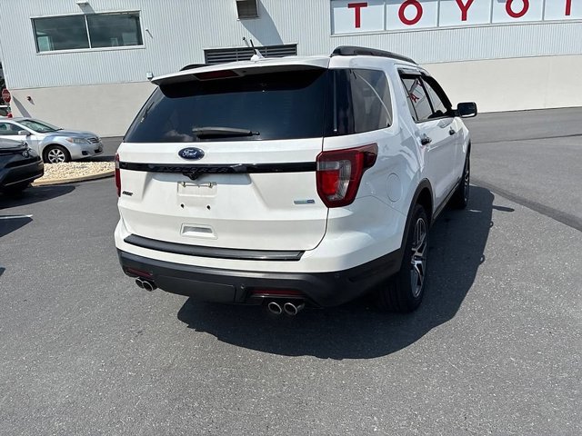 Used 2018 Ford Explorer Sport AWD/4WD image 10