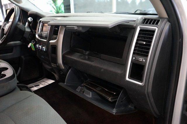 Used 2013 RAM 1500 Classic SLT w/ Premium Display Pkg image 36