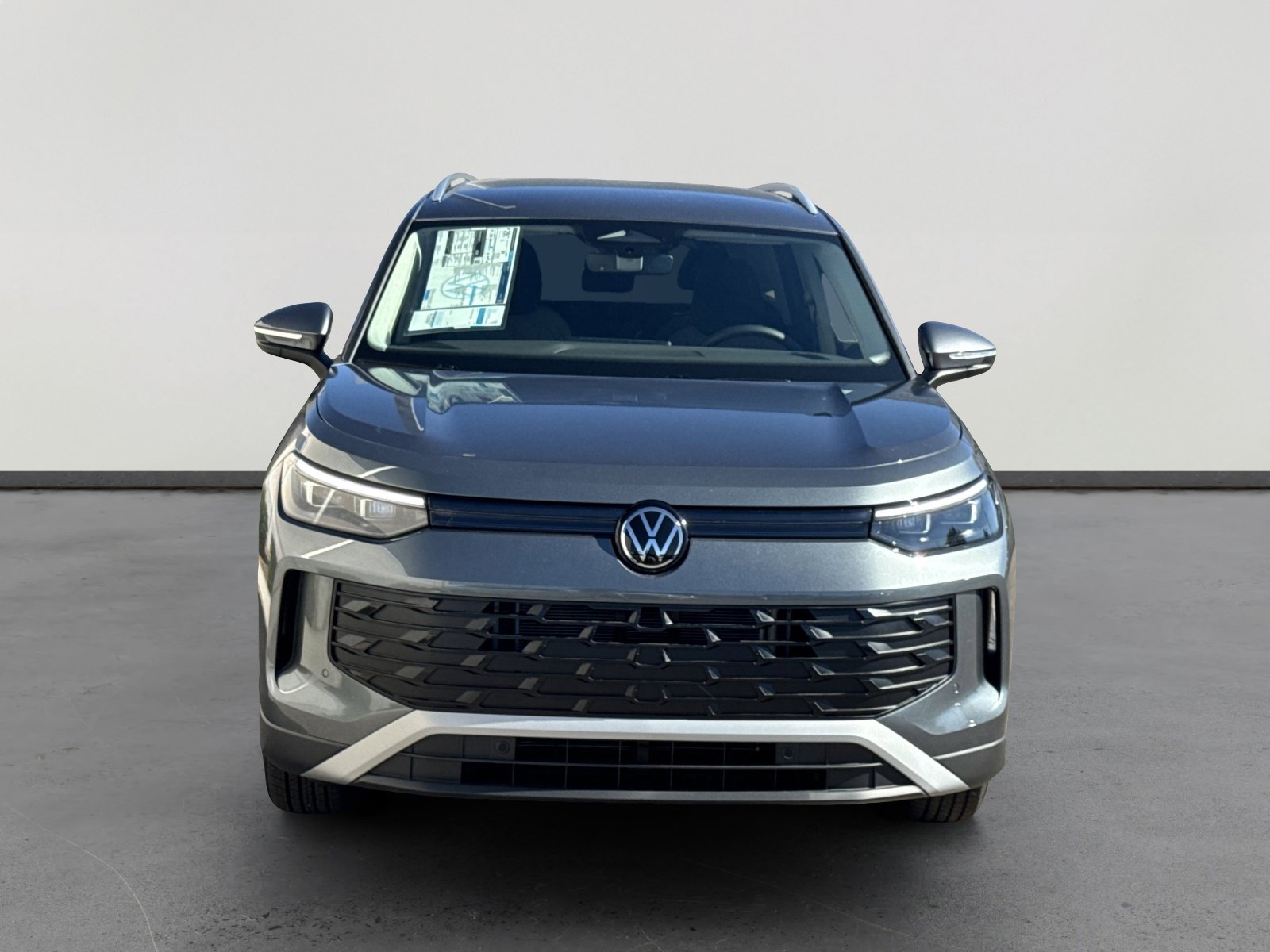 New 2026 Volkswagen Tiguan S image 2