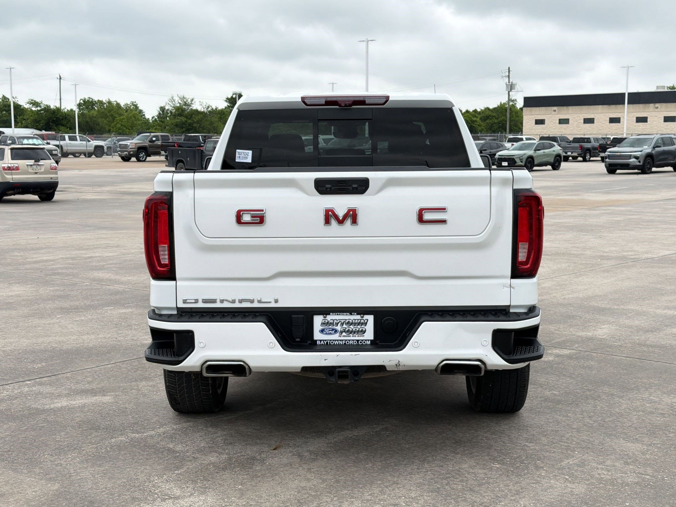Used 2022 GMC Sierra 1500 Denali w/ Denali Reserve Package AWD/4WD image 10