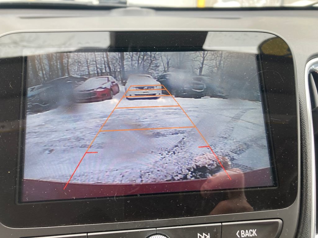 Used 2016 Chevrolet Malibu LT image 24