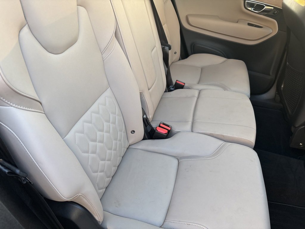 Certified 2025 Volvo XC90 B6 Plus image 47