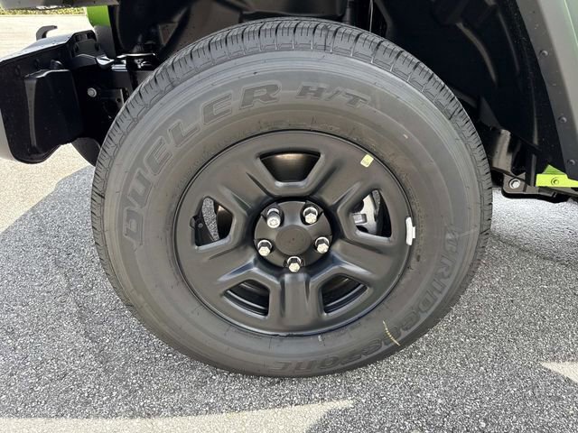 New 2025 Jeep Gladiator Sport image 32