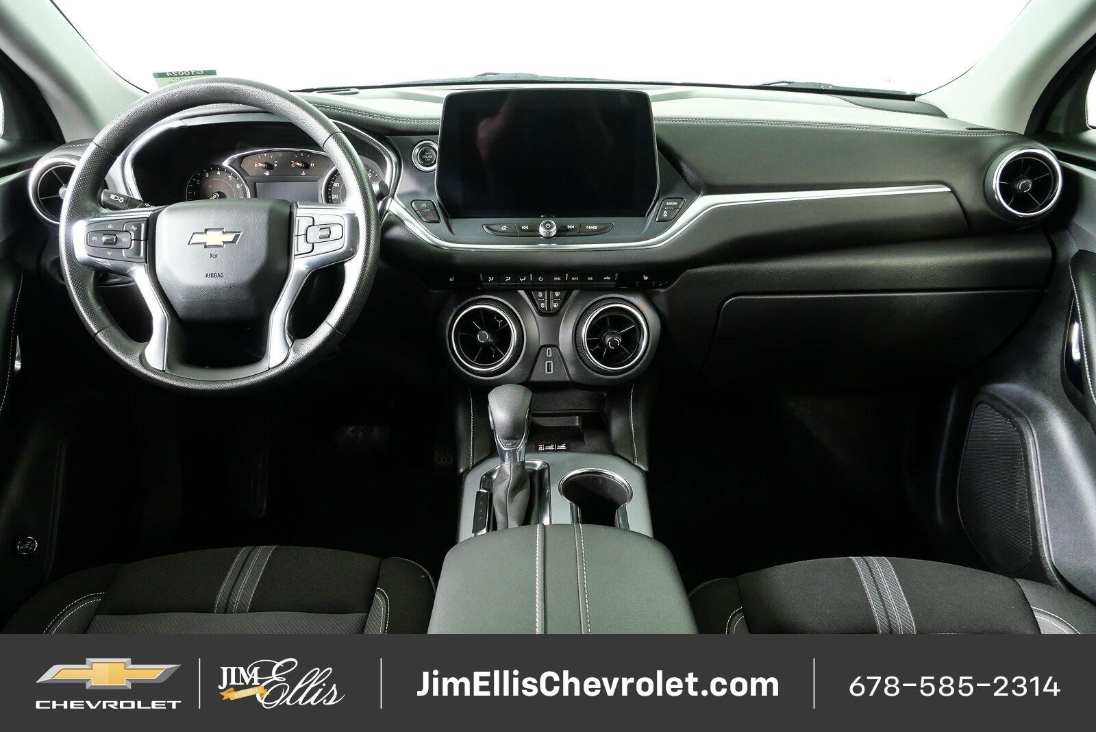 Certified 2024 Chevrolet Blazer LT w/ Convenience Package FWD image 19