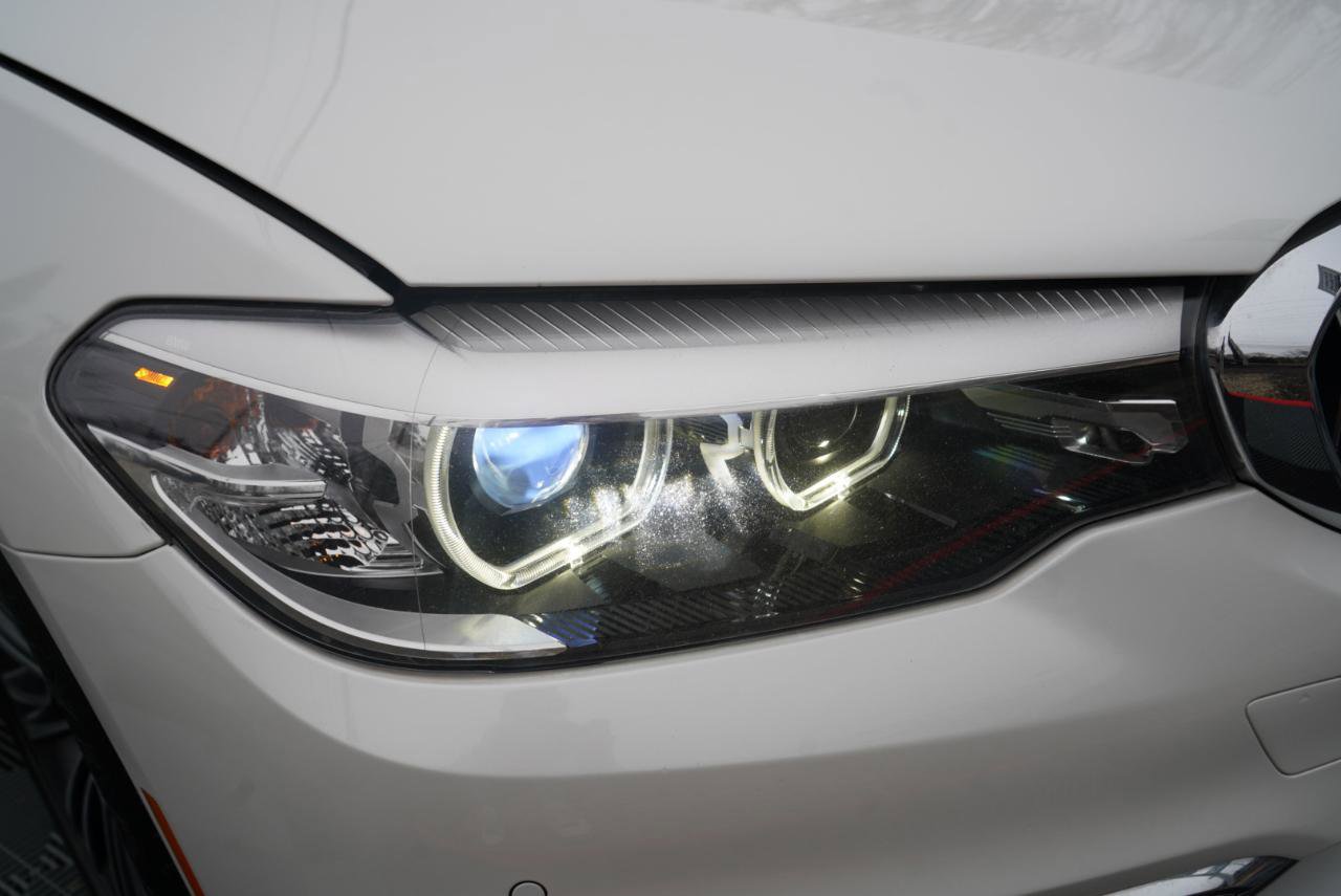 Used 2018 BMW 530e xDrive image 88