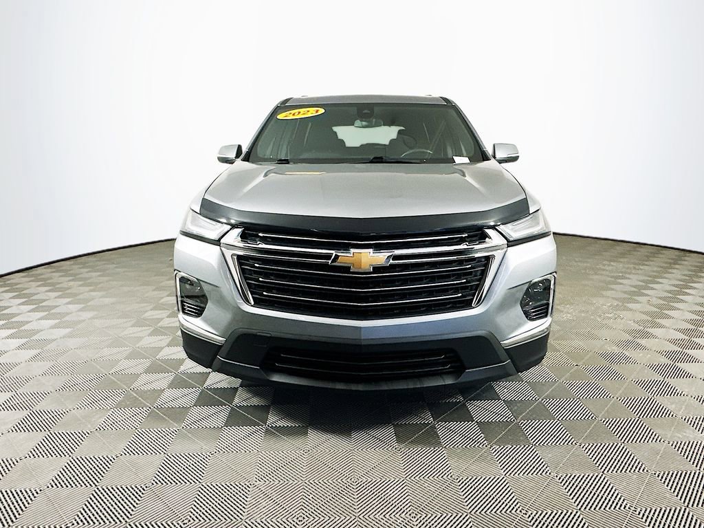 Used 2023 Chevrolet Traverse LT image 4