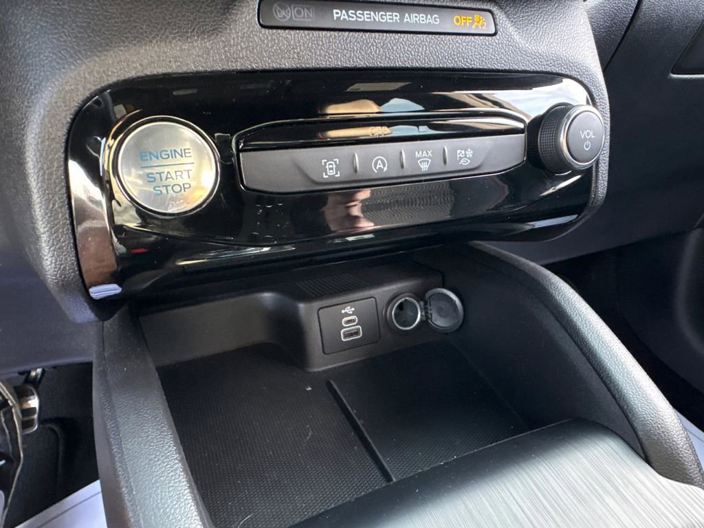 Used 2024 Ford Escape ST-Line w/ Tech Pack #1 image 24