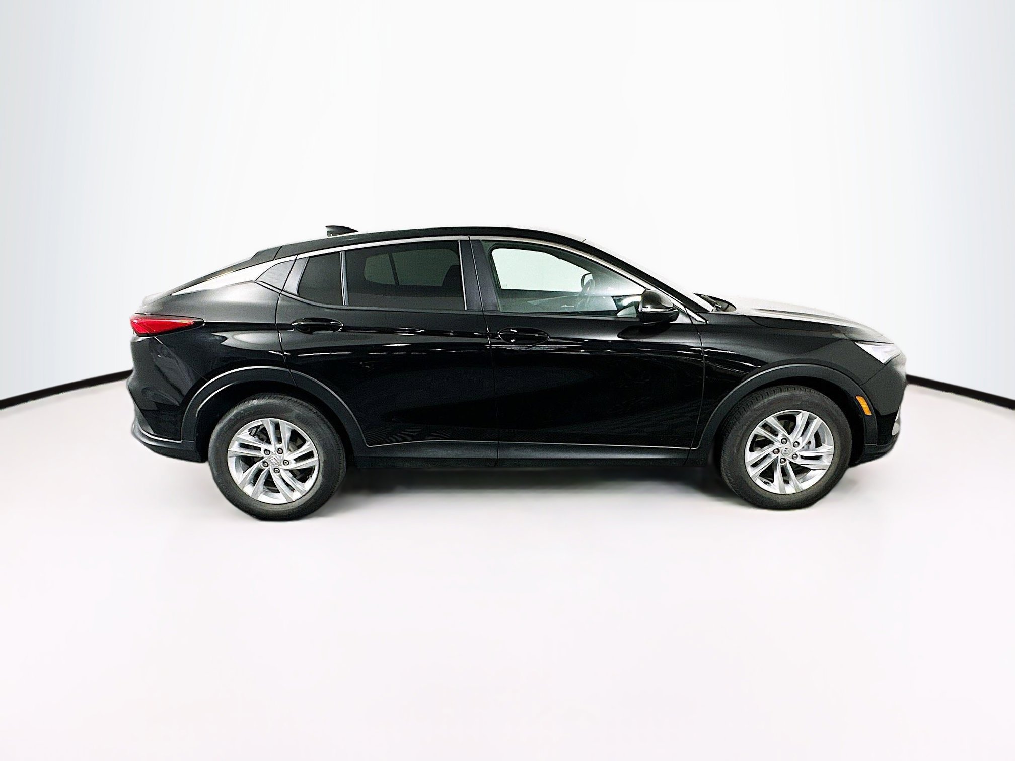 Used 2025 Buick Envista Preferred image 10