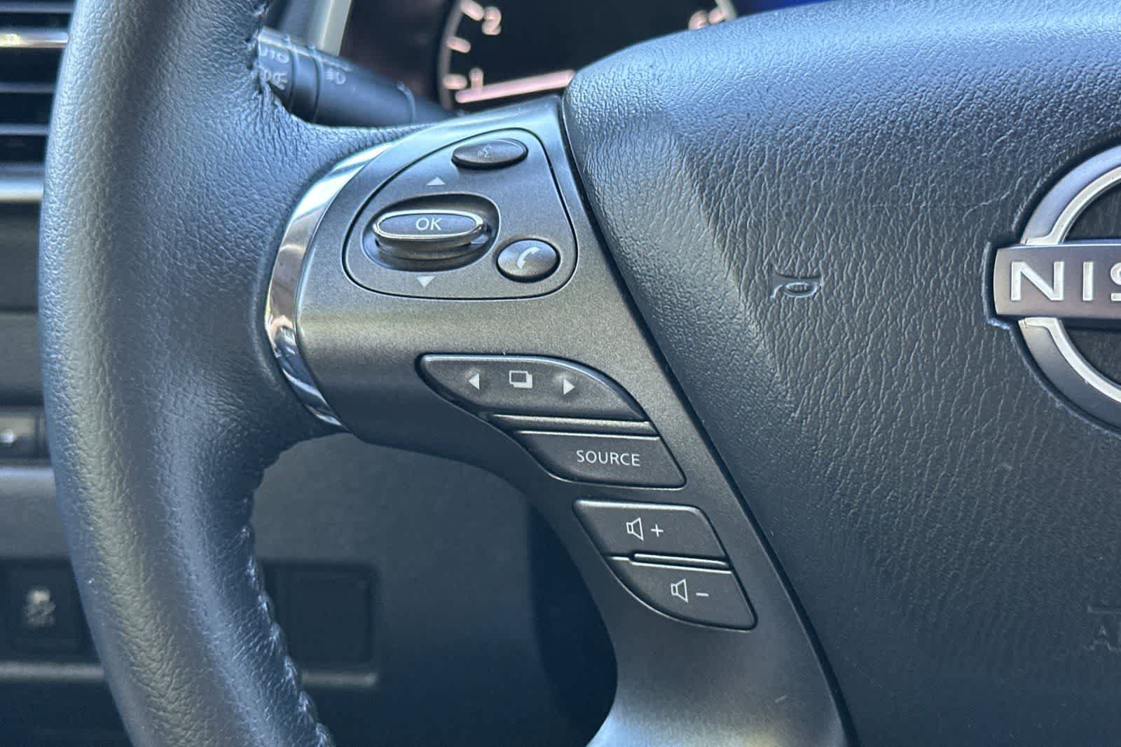 Certified 2023 Nissan Murano SV w/ SV Midnight Edition Package FWD image 31