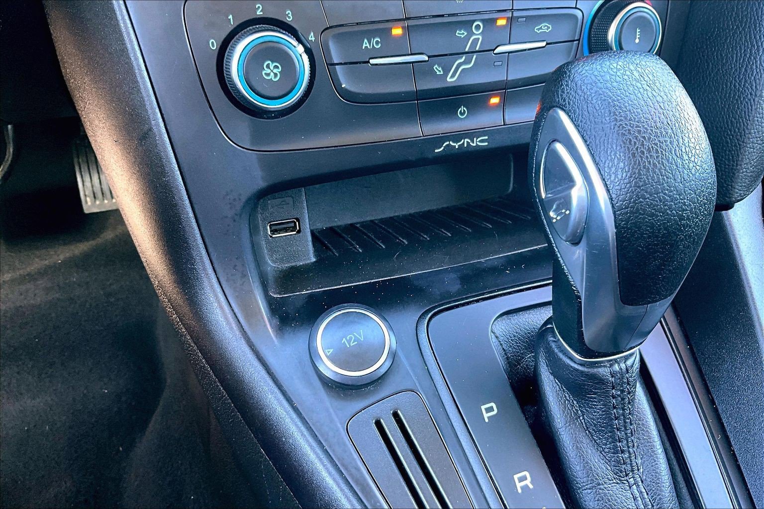 Used 2017 Ford Focus SE image 22