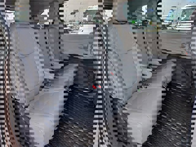 Used 2024 Toyota Sienna XLE image 14