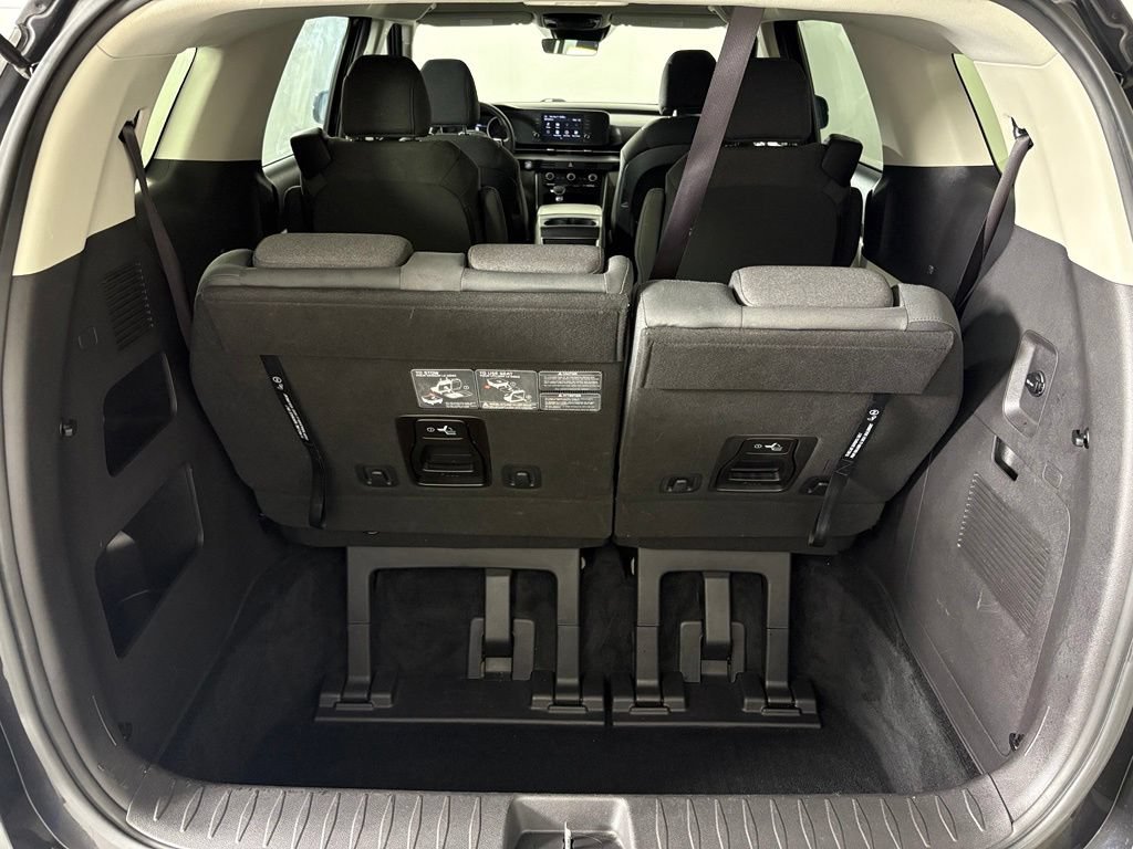Used 2022 Kia Carnival LX FWD image 38