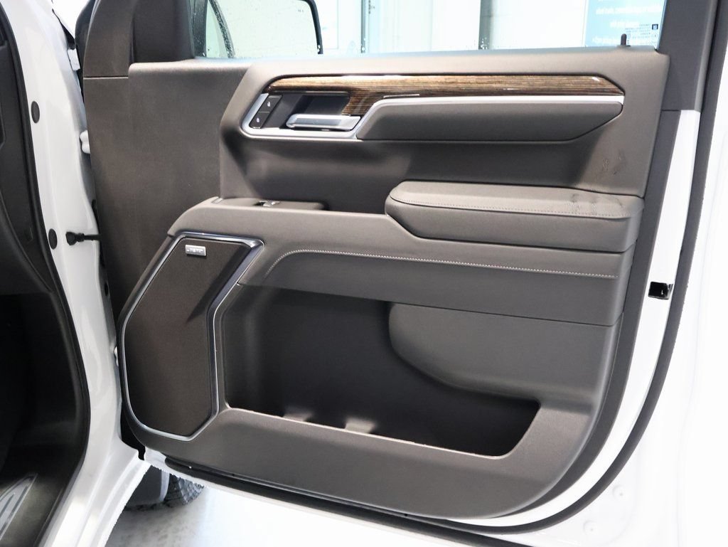 New 2026 GMC Sierra 1500 Elevation w/ Elevation Premium Package AWD/4WD image 43