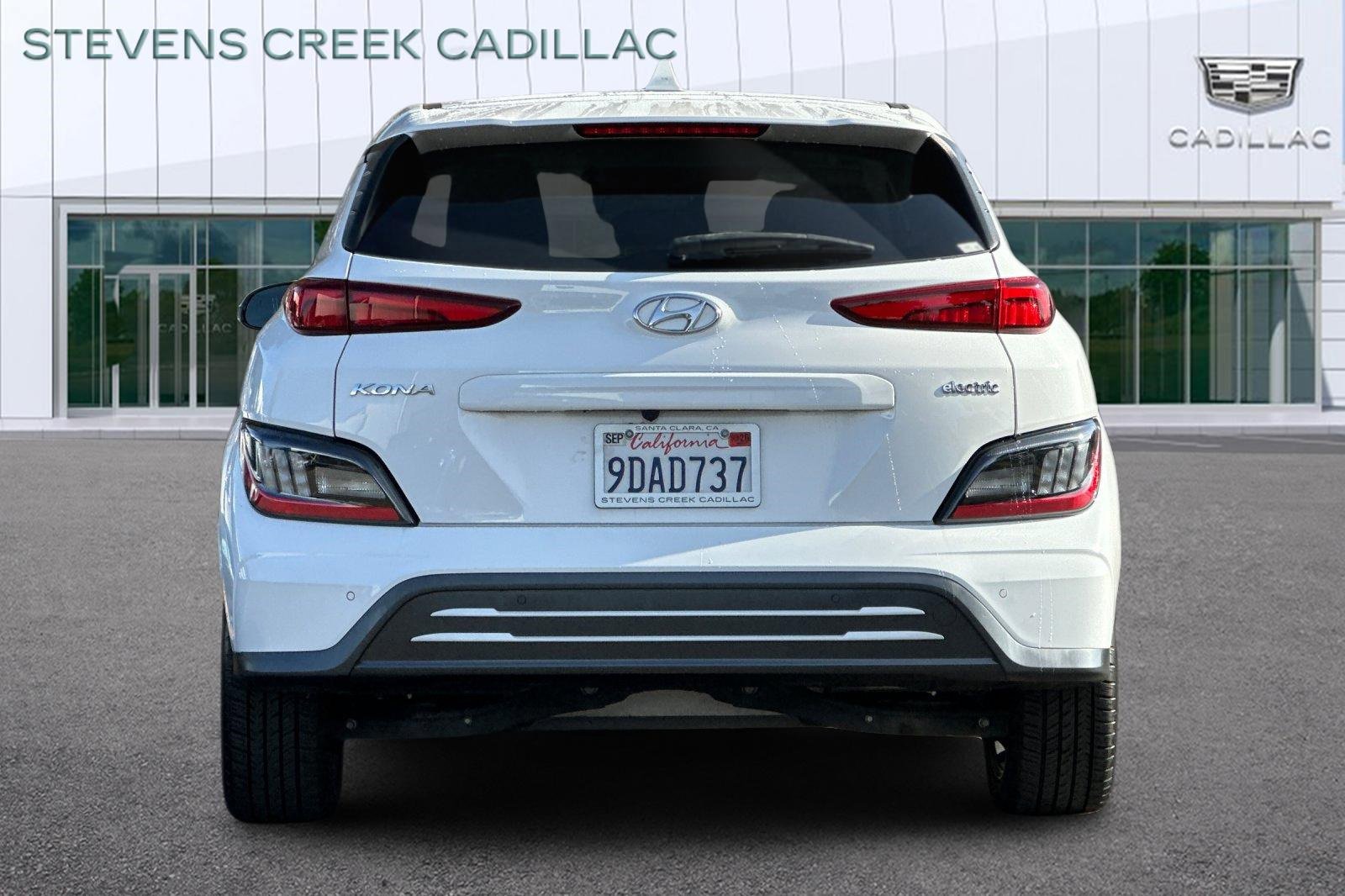 Used 2023 Hyundai Kona Limited w/ Cargo Package image 4