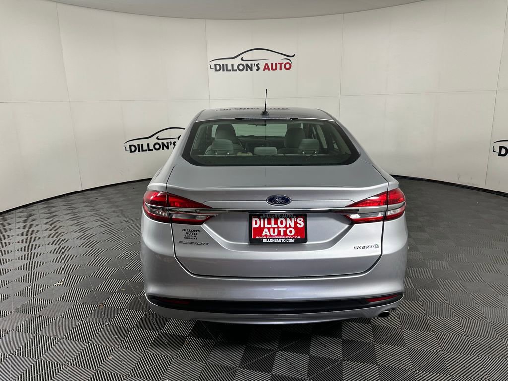 Used 2018 Ford Fusion S FWD image 6