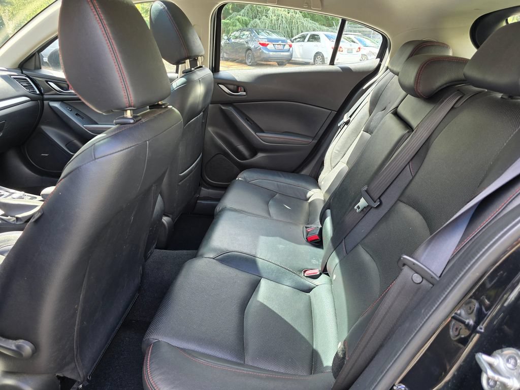 Used 2016 MAZDA MAZDA3 s Grand Touring w/ Technology Package FWD image 10