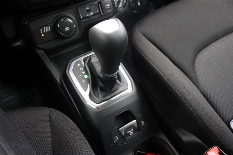 Used 2023 Jeep Renegade Latitude image 19