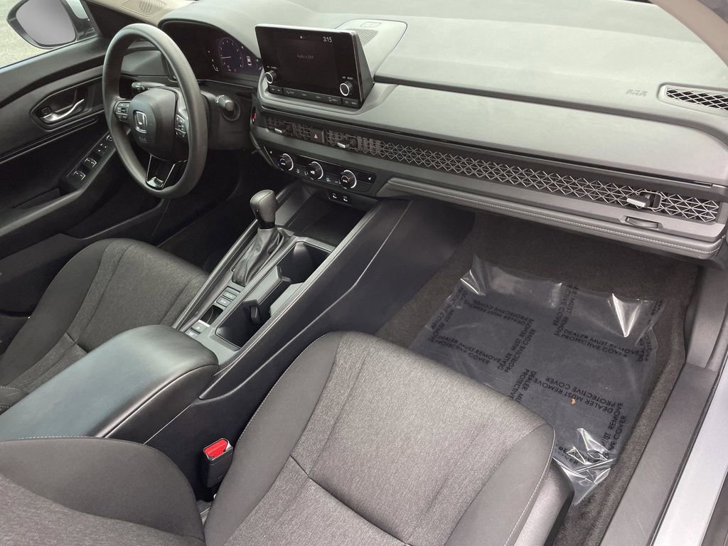 Used 2024 Honda Accord EX image 13