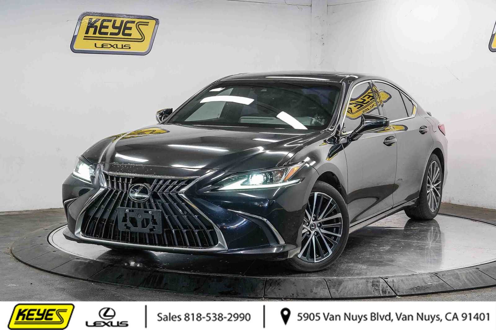 Used 2023 Lexus ES 300h w/ Premium Package