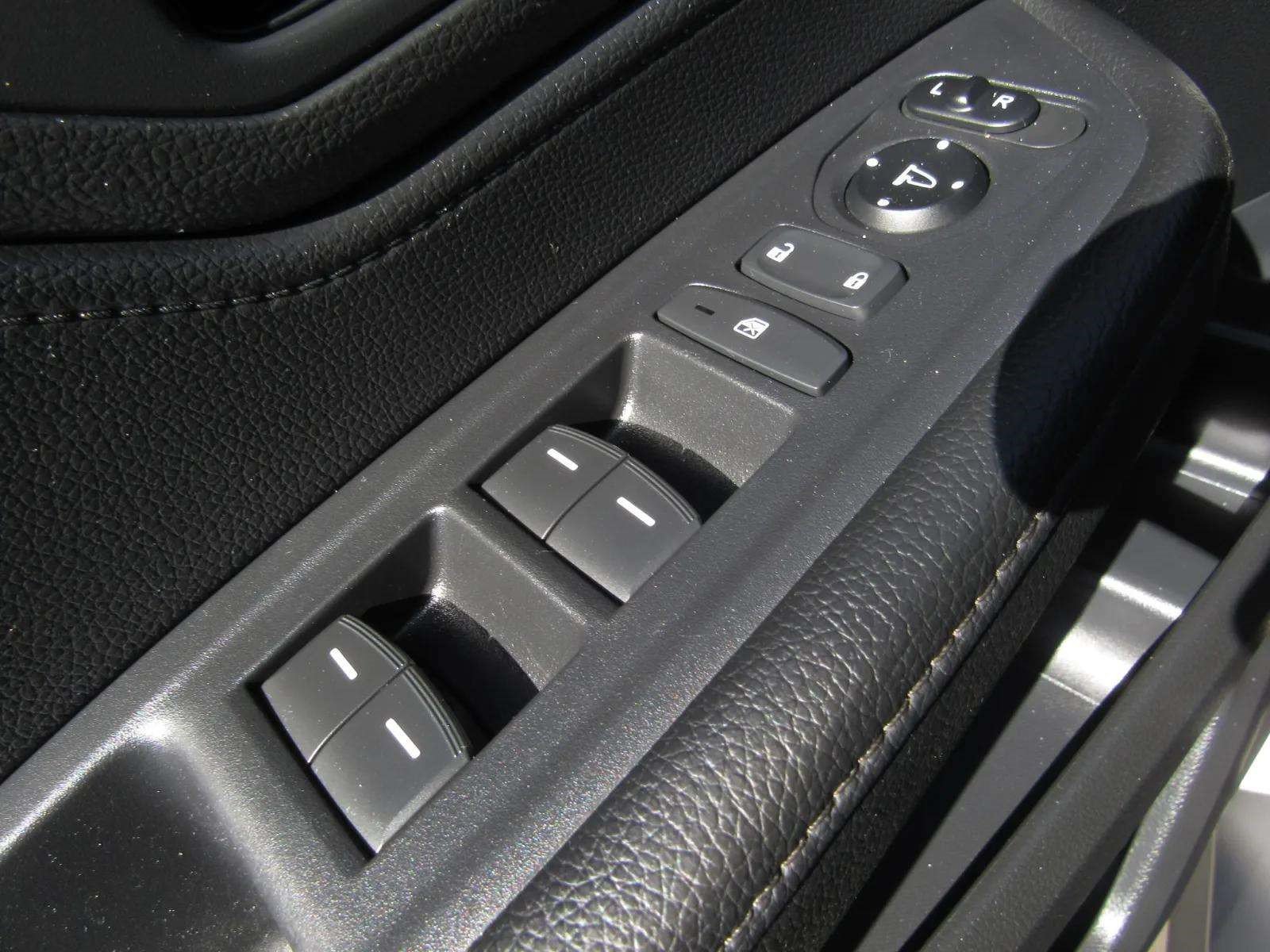 Certified 2024 Honda Odyssey Sport image 24