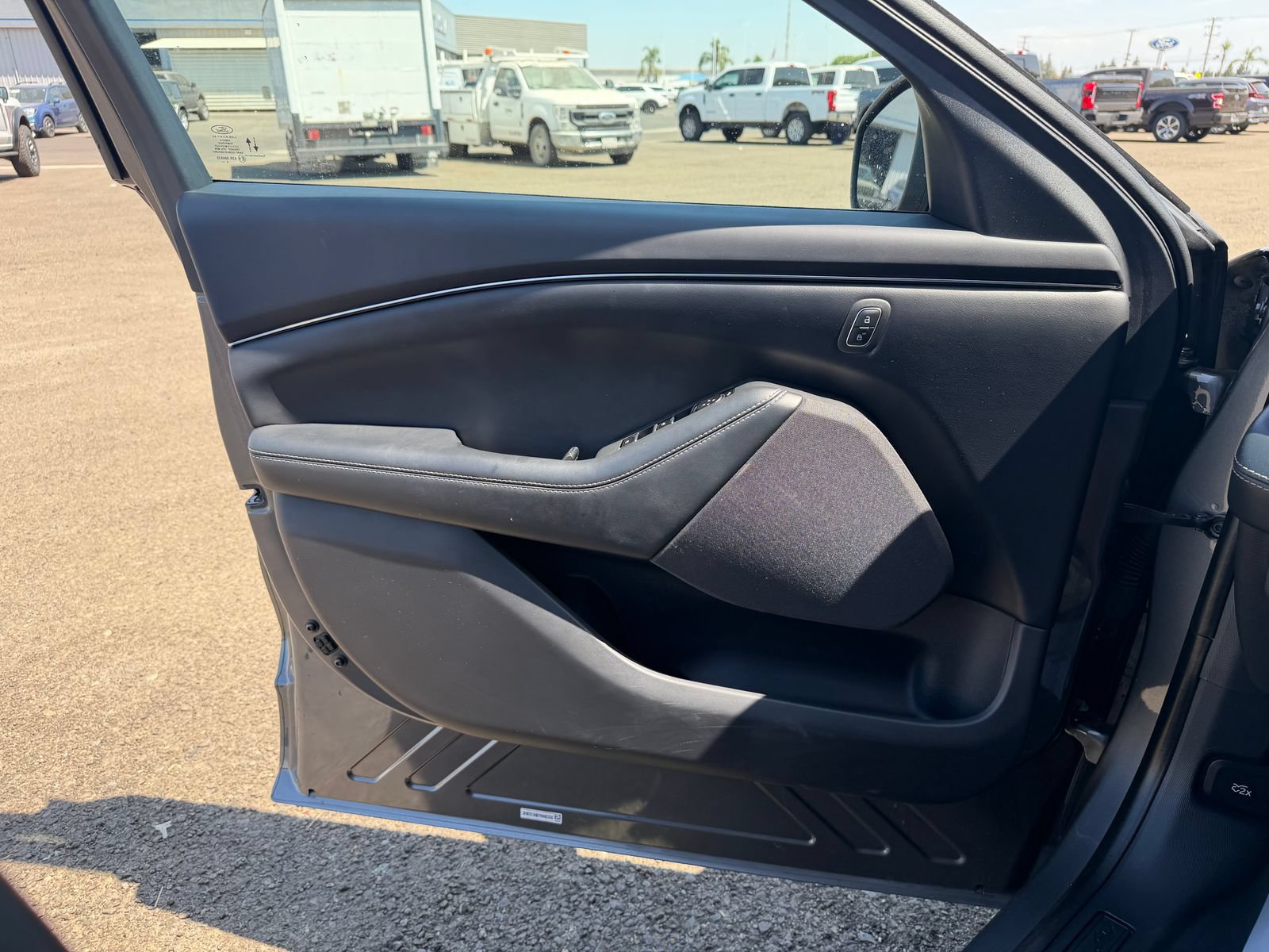 Certified 2023 Ford Mustang Mach-E Select RWD image 15