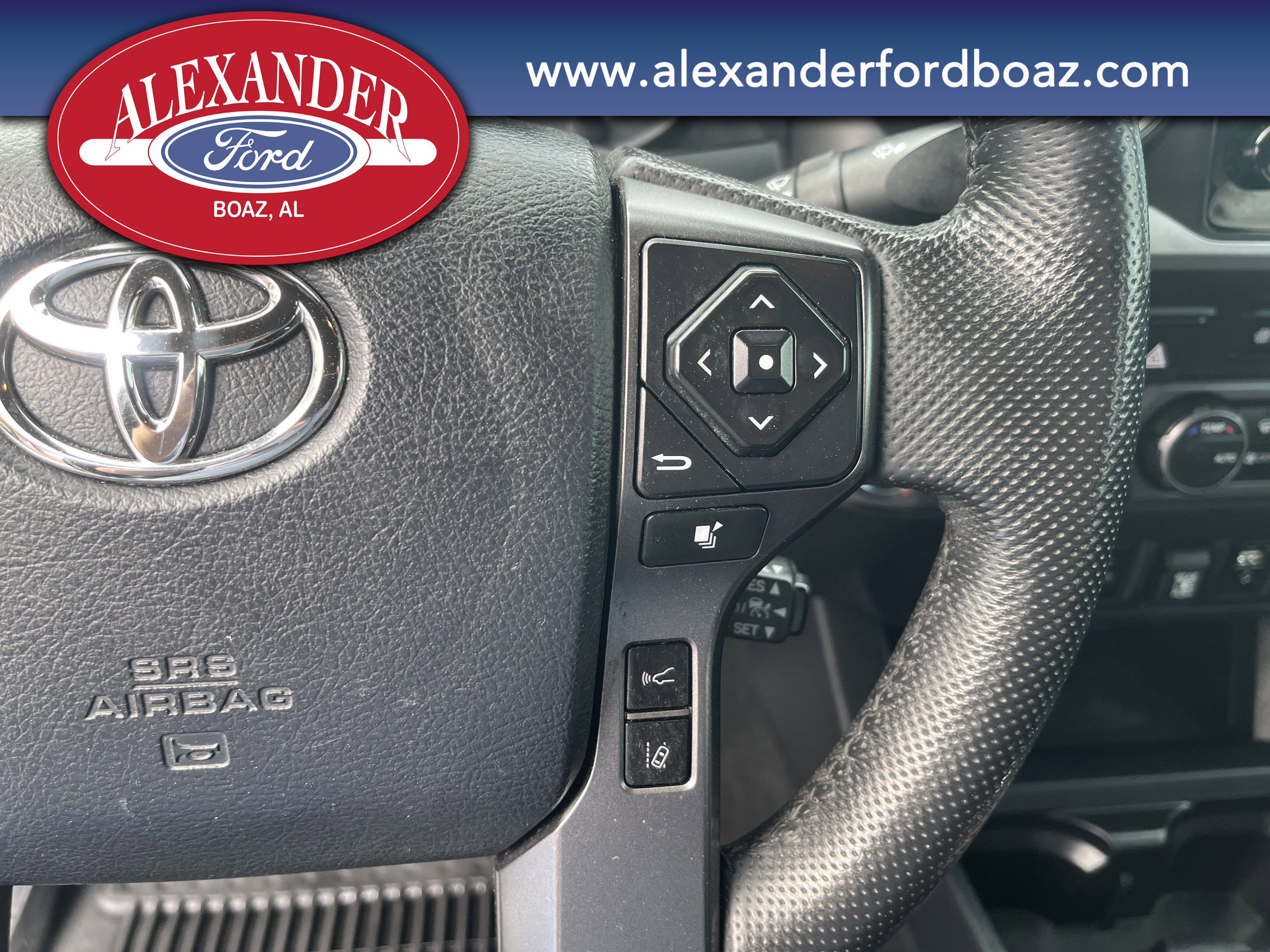 Used 2019 Toyota Tacoma TRD Sport image 25