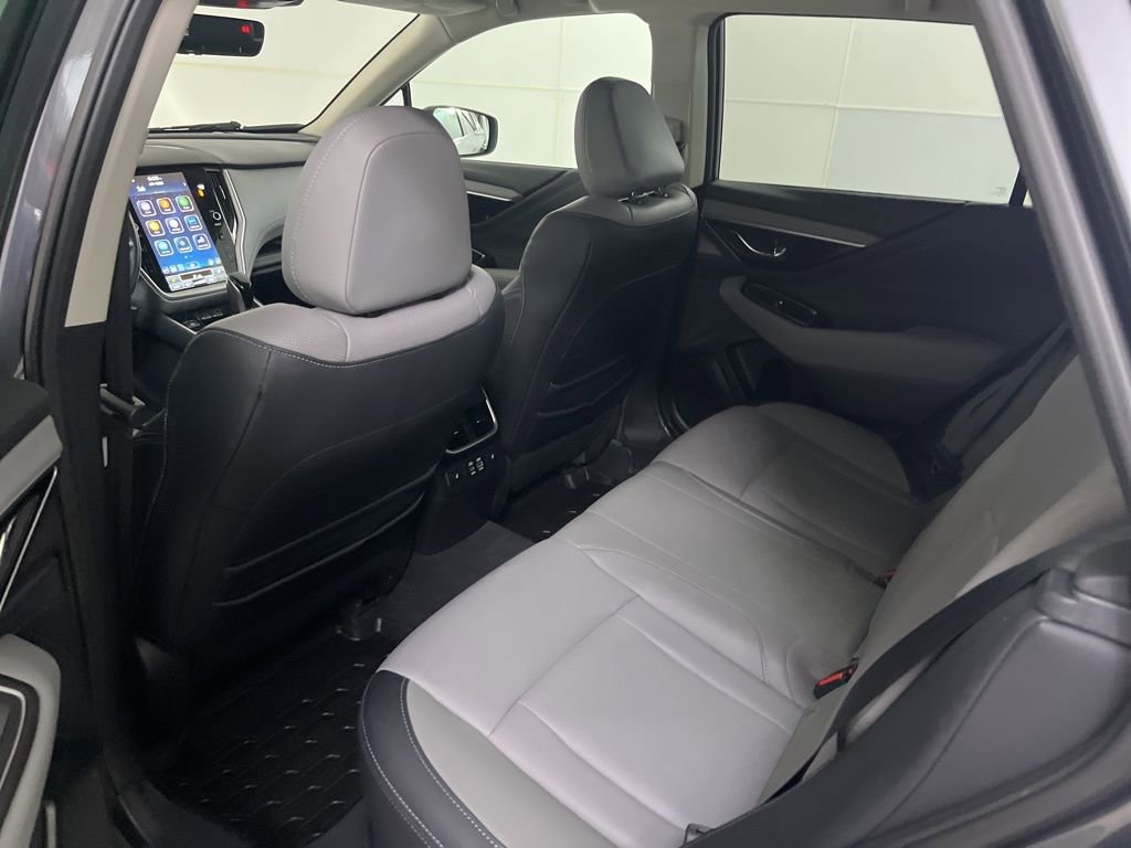 Used 2023 Subaru Outback Limited image 24