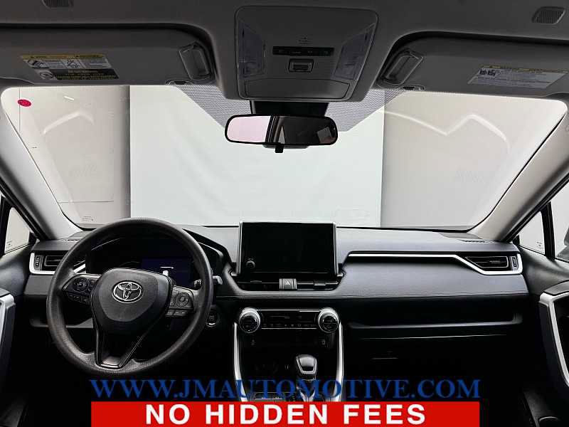 Used 2023 Toyota RAV4 XLE image 11